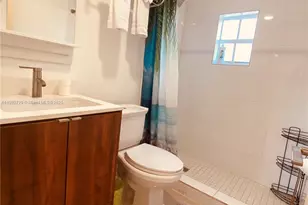 227 NW 34th St, Miami, FL 33127 - Photo 9