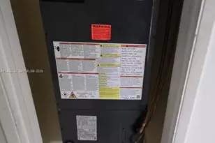 411 NE 57th Ct, Oakland Park, FL 33334 - Photo 13