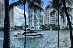 335 S Biscayne Blvd, Miami, FL 33131 - Photo 17