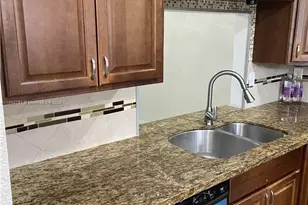 3955 N Nob Hill Rd, Sunrise, FL 33351 - Photo 7