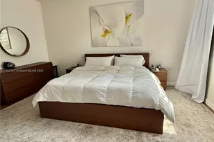 1034 NE 208th St, Miami, FL 33179 - Photo 27