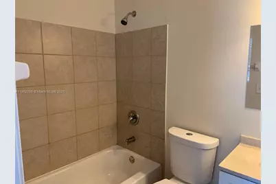 21 Fleming Ct, Weston, FL 33326 - Photo 13