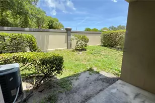 2000 Freeport Ln, Riviera Beach, FL 33404 - Photo 17