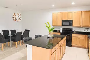 19316 NE 8th Ct, Miami, FL 33179 - Photo 7