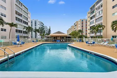 420 NE 12th Ave #208, Hallandale Beach, FL 33009 - Photo 37