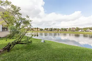 10257 NW 9th St Cir, Miami, FL 33172 - Photo 11