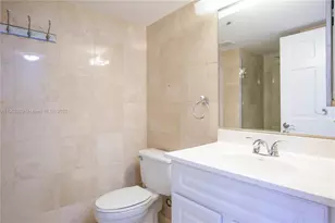 10257 NW 9th St Cir, Miami, FL 33172 - Photo 7