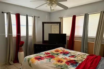 4801 NW 19th St, Lauderhill, FL 33313 - Photo 9