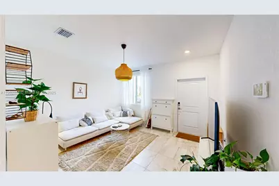 1040 SE 24th Ave, Homestead, FL 33035 - Photo 5