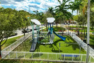 1040 SE 24th Ave, Homestead, FL 33035 - Photo 45