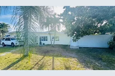26980 SW 143rd Pl, Homestead, FL 33032 - Photo 1