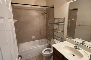 8938 W 35th Way, Hialeah, FL 33018 - Photo 9