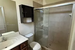 8938 W 35th Way, Hialeah, FL 33018 - Photo 11