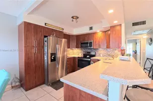 4025 Farnham O, Deerfield Beach, FL 33442 - Photo 3