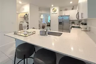 1060 SE 26th Ter, Homestead, FL 33035 - Photo 9