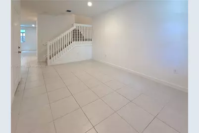 1060 SE 26th Ter #0, Homestead, FL 33035 - Photo 3