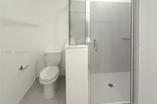 1060 SE 26th Ter, Homestead, FL 33035 - Photo 15