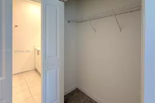 1060 SE 26th Ter, Homestead, FL 33035 - Photo 13