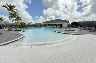 1060 SE 26th Ter, Homestead, FL 33035 - Photo 25