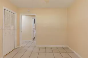 1010 N 69th Way, Hollywood, FL 33024 - Photo 13