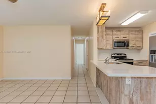 1010 N 69th Way, Hollywood, FL 33024 - Photo 7