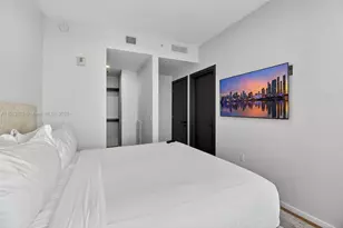 398 NE 5th St, Miami, FL 33132 - Photo 11