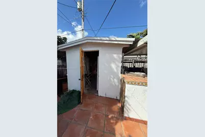 6464 W 11th Ave #0, Hialeah, FL 33012 - Photo 15