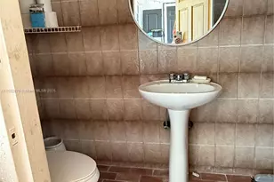 6464 W 11th Ave, Hialeah, FL 33012 - Photo 17