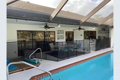 13647 Barberry Dr, Wellington, FL 33414 - Photo 23
