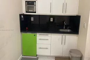 1150 Normandy Dr, Miami Beach, FL 33141 - Photo 7