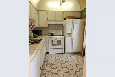 5121 W Oakland Park Blvd #211, Lauderdale Lakes, FL 33313 - Photo 1