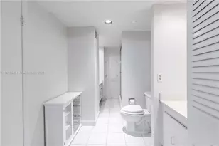 600 Three Islands Boulevard, Hallandale Beach, FL 33009 - Photo 23