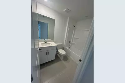 4022 N San Felice Ln, Fort Myers, FL 33917 - Photo 9