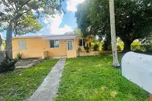 1740 NW 126th St, Miami, FL 33167 - Photo 1