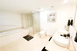 485 Brickell Ave, Miami, FL 33131 - Photo 11