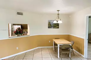 1051 Jefferson Dr, Homestead, FL 33034 - Photo 5