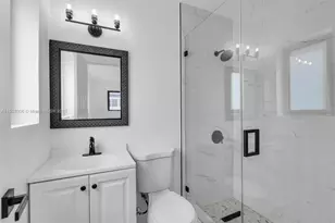 1021 NW 195th St, Miami Gardens, FL 33169 - Photo 13