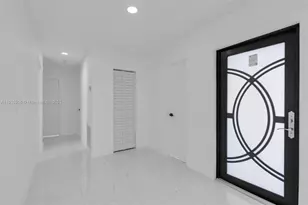 1021 NW 195th St, Miami Gardens, FL 33169 - Photo 11