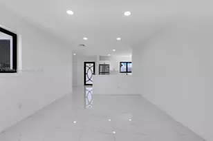 1021 NW 195th St, Miami Gardens, FL 33169 - Photo 7