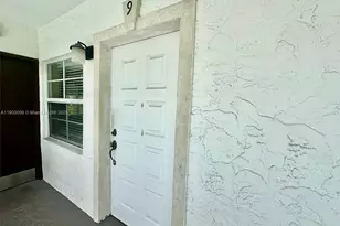 924 SE 2nd St, Fort Lauderdale, FL 33301 - Photo 3