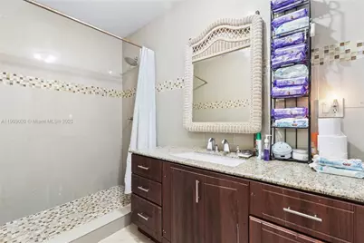 18151 NE 9th Ct, North Miami Beach, FL 33162 - Photo 25
