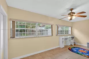171 SW 79th Ave, Margate, FL 33068 - Photo 13