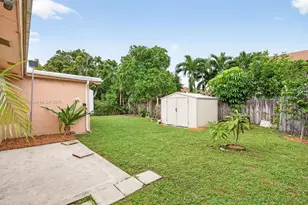 171 SW 79th Ave, Margate, FL 33068 - Photo 37