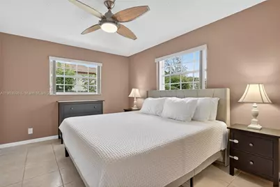 171 SW 79th Ave, Margate, FL 33068 - Photo 23