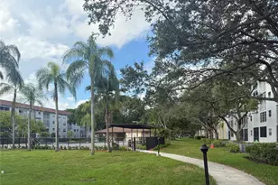 12501 SW 14th St, Pembroke Pines, FL 33027 - Photo 23