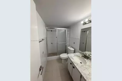 5750 Collins Ave #3K, Miami Beach, FL 33140 - Photo 9