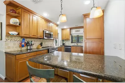 9431 Sea Turtle Ln, Plantation, FL 33324 - Photo 11