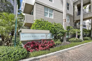 2421 NE 65th St, Fort Lauderdale, FL 33308 - Photo 3