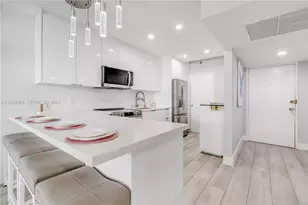 100 Lincoln Rd, Miami Beach, FL 33139 - Photo 7