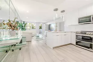 100 Lincoln Rd, Miami Beach, FL 33139 - Photo 3